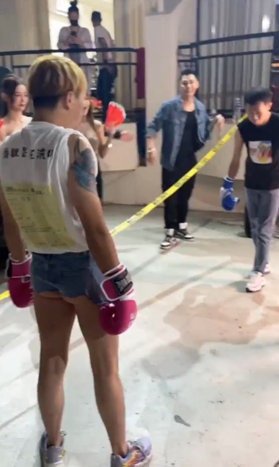 ▲連千毅拱鄧佳華PK吃屎哥! 互槓3年失控扭打爆血「被逼吃大便」。(圖/翻攝自Facebook/連千毅)