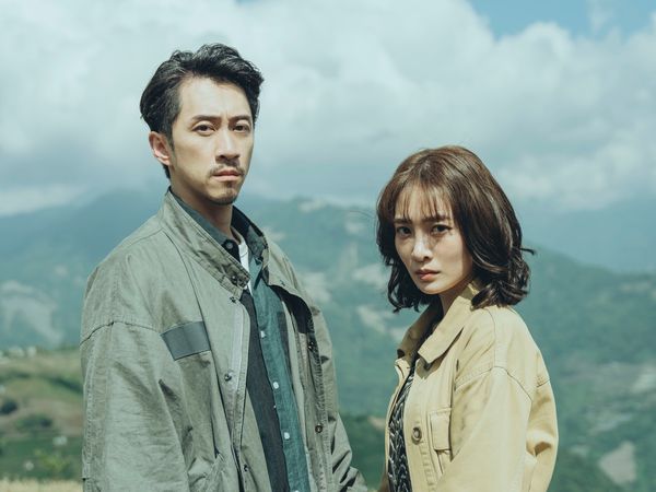 ▲▼陳漢典、新婚妻子李亦捷未來影集《2049》 。（圖／myVideo提供）