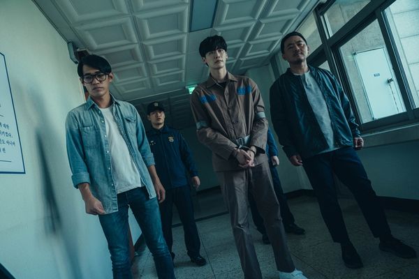 ▲李鍾碩在《黑話律師》展現完美演技。（圖／Disney+提供）