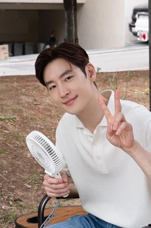 ▲▼李帝勳。（圖／翻攝自Instagram／leejehoon_official）
