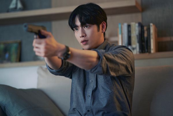 ▲▼《迷網追兇》金亞中、徐康俊。（圖／Disney+提供）