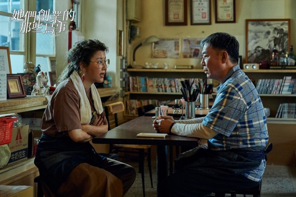 ▲林心如、陳意涵、簡嫚書、邱澤、李立群、藍心湄《她們創業的那些鳥事》。（圖／可米傳媒提供）
