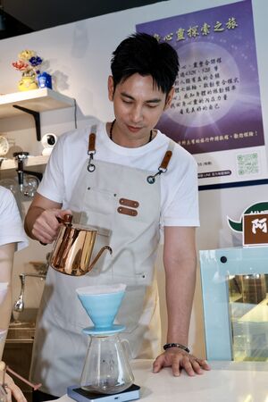 ▲楊子儀、林玟誼出席《阿松與阿暖》活動。（圖／民視提供）