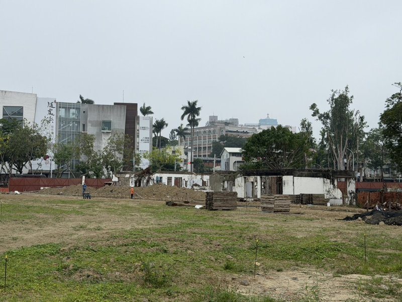 嘉市眷村文化館基地選址已搬遷眷村建國二村、復興新村原址，圖為館址旁施工中的公園。記者魯永明／攝影