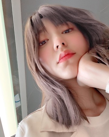 ▲▼網求《我們不能是朋友》周惟惟唇色。（圖／翻攝自愛奇藝、FB、）