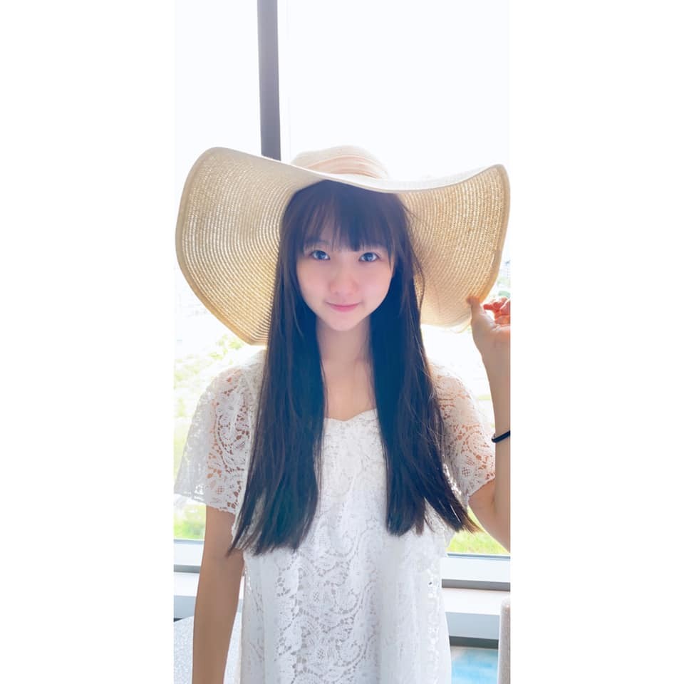 ▲《兩個爸爸》樂樂長大了 16歲模樣曝。(圖/資料照、翻攝自Facebook/樂樂小公主) ▲《兩個爸爸》樂樂長大了 16歲模樣曝。(圖/資料照、翻攝自Facebook/樂樂小公主)