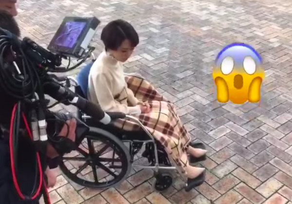 ▲▼何依霈《炮仔聲》差點被蛇咬 。(圖/翻攝自Facebook/何依霈) ▲▼何依霈《炮仔聲》差點被蛇咬 。(圖/翻攝自Facebook/何依霈)