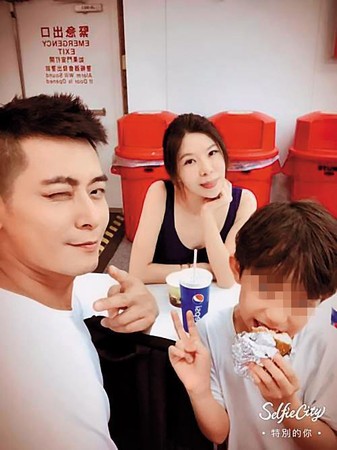 農曆春節假期，陳冠霖陪家人小孩旅遊，盡享天倫之樂。（翻攝自陳冠霖臉書）