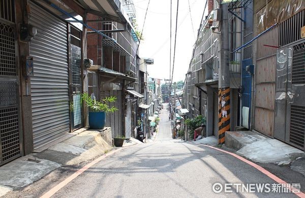 ▲《稍息立正我愛你》介壽路83巷。（圖／Wispa攝）