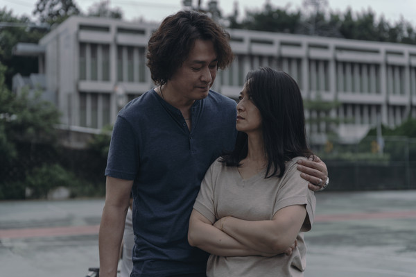 ▲王識賢在Netflix《誰是被害者》偵辦過程察覺被害者遭霸凌真相 。(圖/Netflix提供) ▲王識賢在Netflix《誰是被害者》偵辦過程察覺被害者遭霸凌真相 。(圖/Netflix提供)