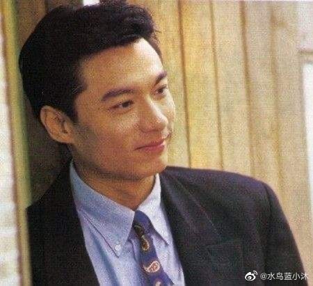 ▲林俊賢60歲依然有活力,保養得很好。(圖/翻攝自微博/林俊賢wilson) ▲林俊賢外型英挺,曾在台劇中飾演李世民一角。(圖/翻攝自微博)