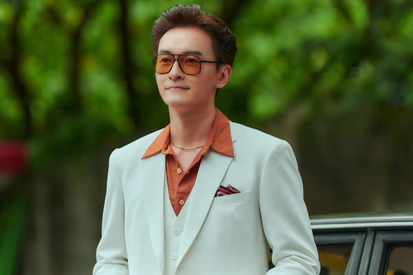 ▲▼ 《華燈初上》吳慷仁客串挑戰男扮女裝，飾演酒店老闆與林心如較勁            。（圖／百聿數碼提供）