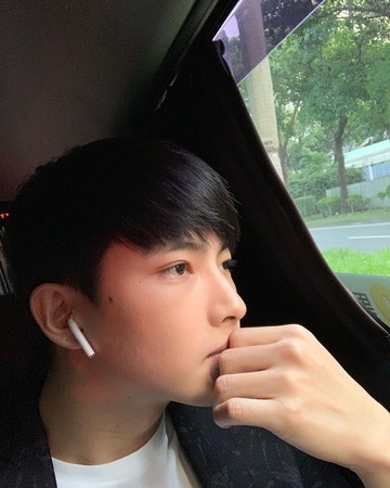▲張庭瑚。(圖/翻攝自張庭瑚IG) ▲張庭瑚。(圖/翻攝自張庭瑚IG)