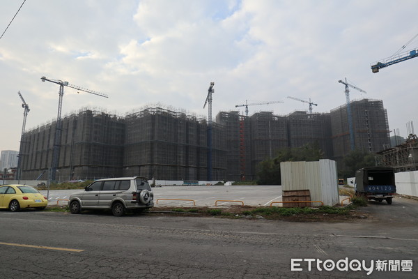 ▲▼工人,建案,工地,缺工,營建成本,工程品質。(圖/記者陳建宇攝) ▲▼工人,建案,工地,缺工,營建成本,工程品質。(圖/記者陳建宇攝)