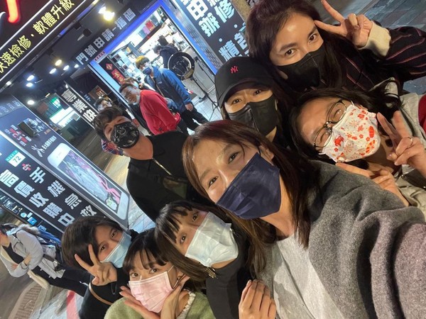 ▲林心如、劉品言、楊謹華、謝欣穎、郭雪芙和江宜蓉。（圖／翻攝自林心如IG）