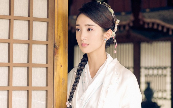 ▲林依晨與張彬彬主演的《小女花不棄》。（圖／中天提供）