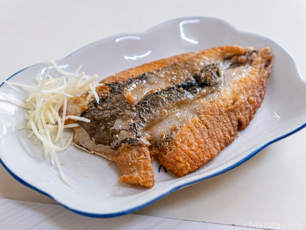▲▼施家虱目魚粥。（圖／貪吃巧達 In Taichung 授權提供，下同，勿隨意翻拍以免侵權。)