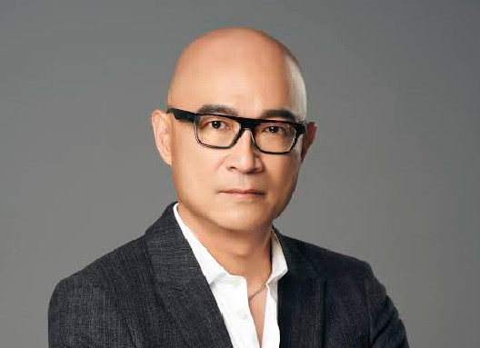 ▲▼王治平曝光39年前跑船的工作照，當時還留著一頭烏黑髮。（圖／華研國際提供）