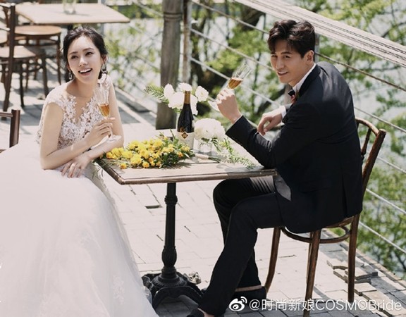 ▲▼秋瓷炫和于曉光的婚紗照。（圖／翻攝自微博／時尚新娘COSMOBride）
