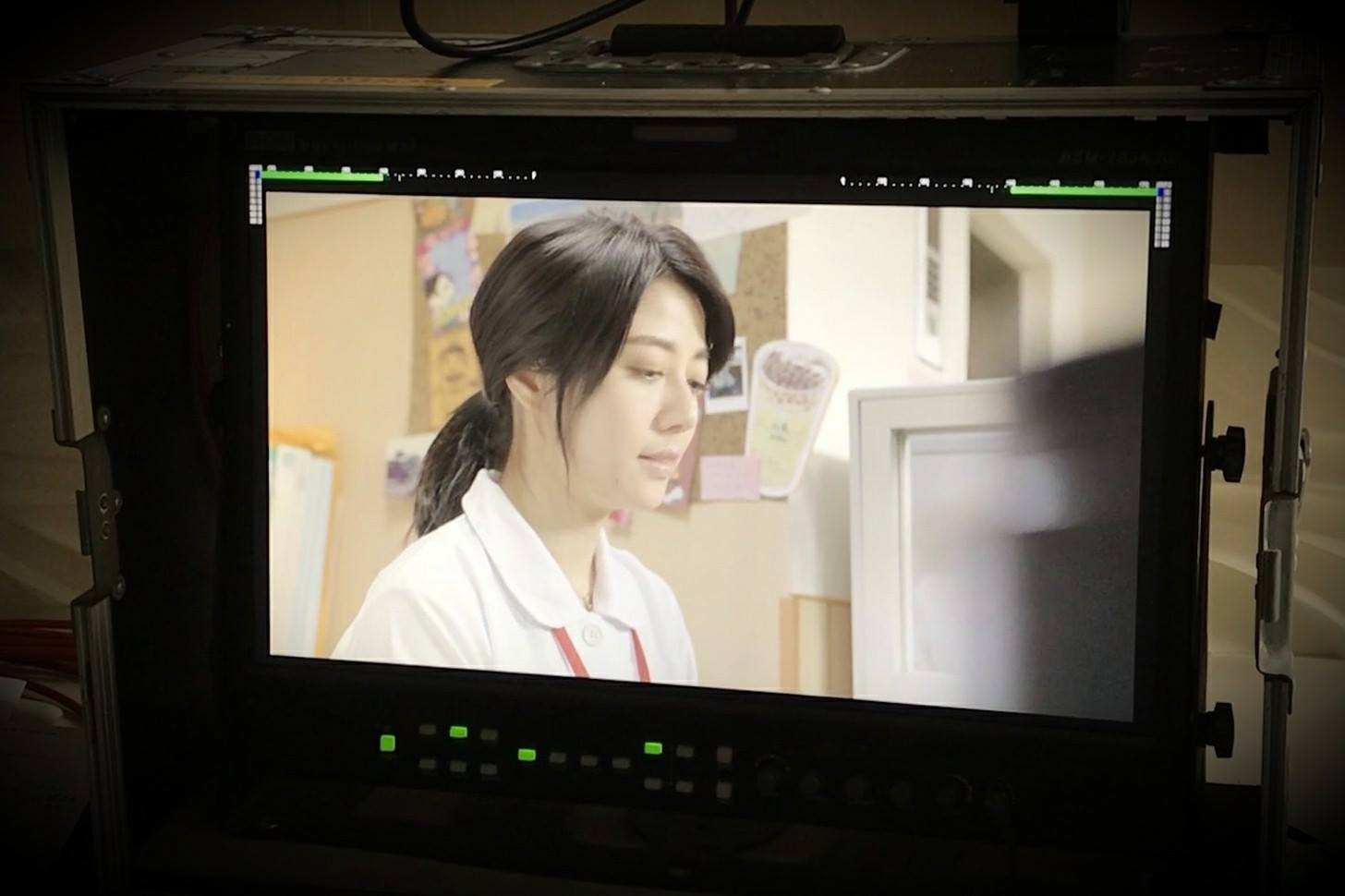 ▲▼韓瑜圓夢當「最正護理師」 白衣制服上工美炸。(圖/翻攝自韓瑜臉書)