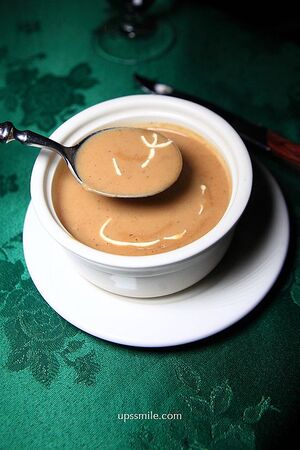 ▲▼亞里士餐廳。(圖/部落客UPSSMILE向上的微笑萍子 旅食設影授權提供)